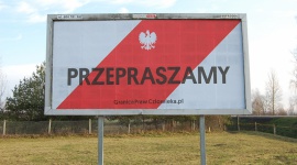 Organizacje społeczne przepraszają uchodźców za łamanie praw człowieka