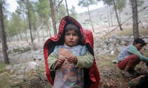 UNICEF: Pół miliona dzieci ucieka przed wojną w Syrii