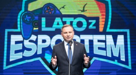 Prezydent Andrzej Duda na pikniku Lato z esportem
