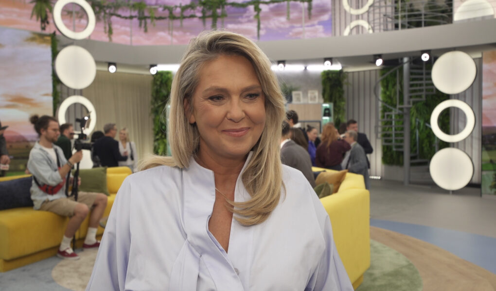 Ewa Wachowicz: Podczas nagrań do „halo tu Polsat” mieszkam w garderobie. Zamiast stresować się dojazdem, wolę spokojny spacer do studia